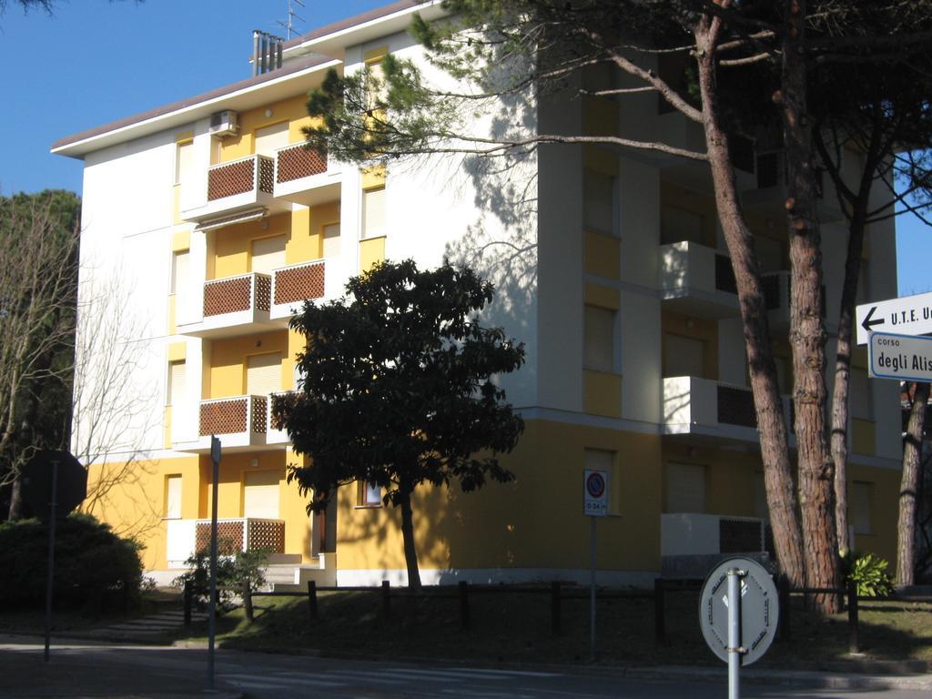 Condominio Ginestra Lignano Sabbiadoro Camera foto